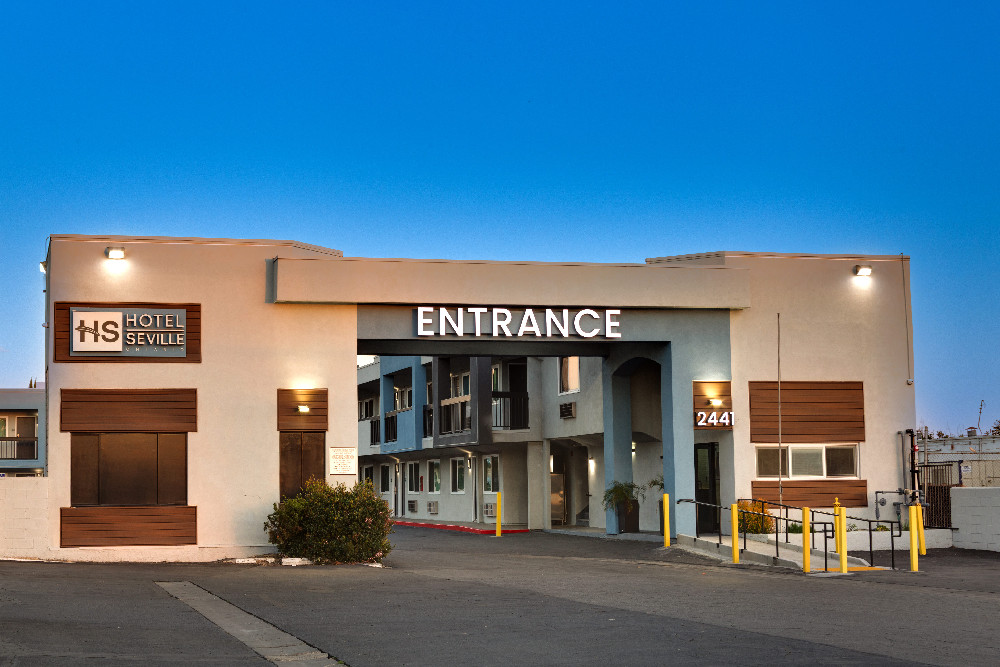 Hotel Seville - Exterior