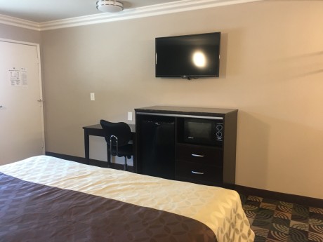 All Rooms Feature a Flat Screen TV