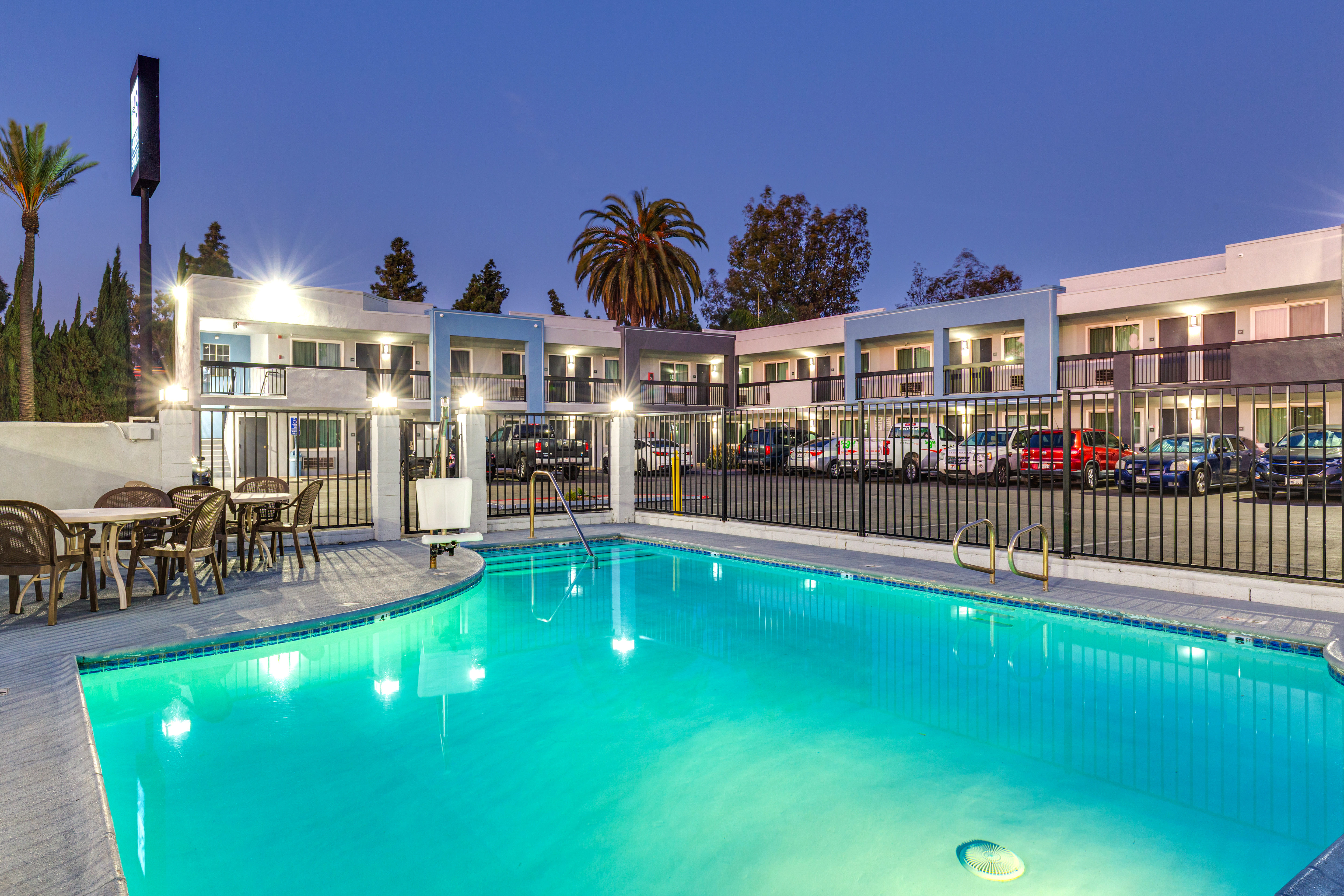 Outdoor Pool - Hotel Seville
